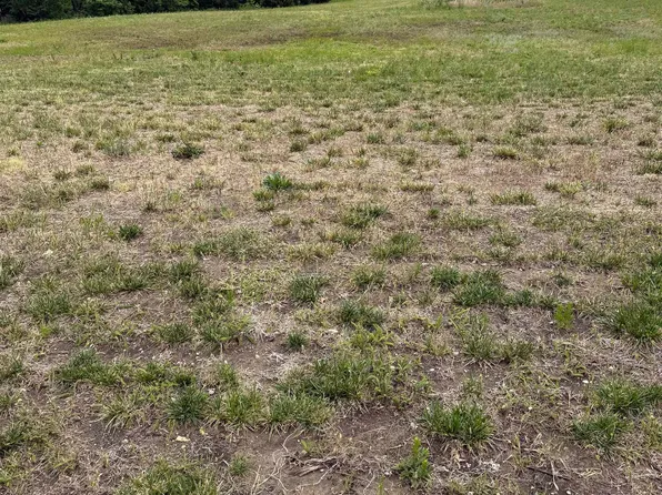 1108 Main St, Halstead, KS 67056