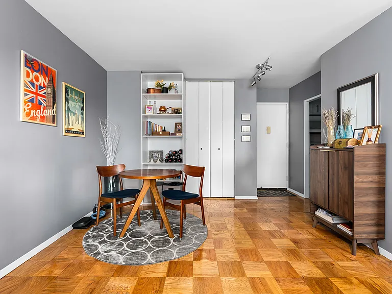 111 E 30th St #8B — Photo 6