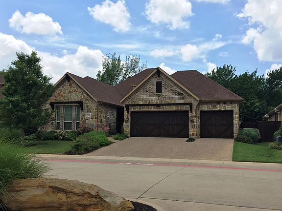 3 Car Garage