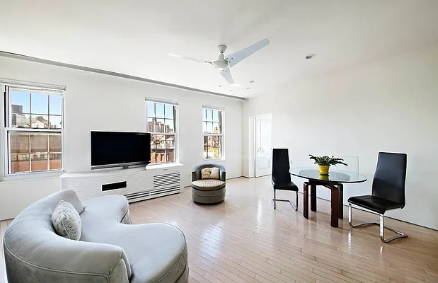 Rented by Compass | media 4