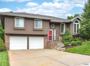 16830 M Cir, Omaha, NE 68135