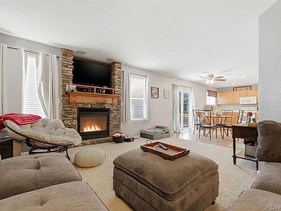 3rd image of 11165 Clayton Street