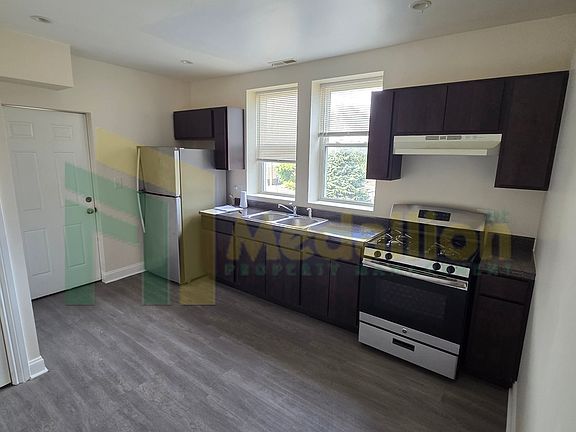 4th image of 8330 S Maryland Ave #2N