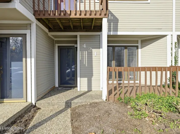421 Ledgeview Park Dr, Louisville, KY 40206