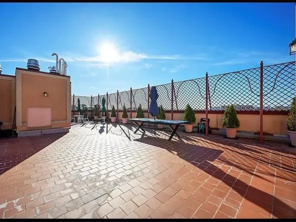 3165 Emmons Avenue image 10 of 33