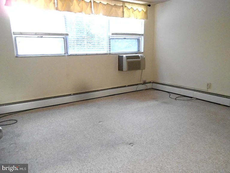1030 E Lancaster Ave #112 — Photo 14
