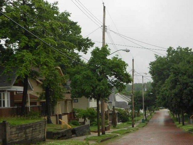 2nd image of 1079 Mount Vernon Ave