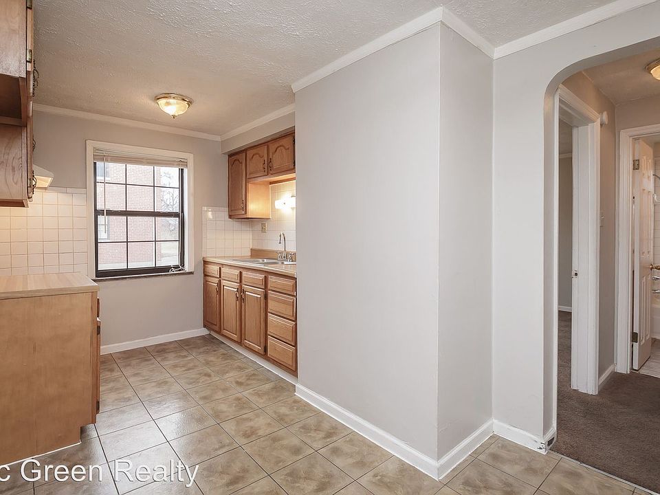1st image of 539 Wiltshire Blvd APT A