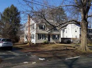 34 Elmview Ter, Pittsfield, MA 01201