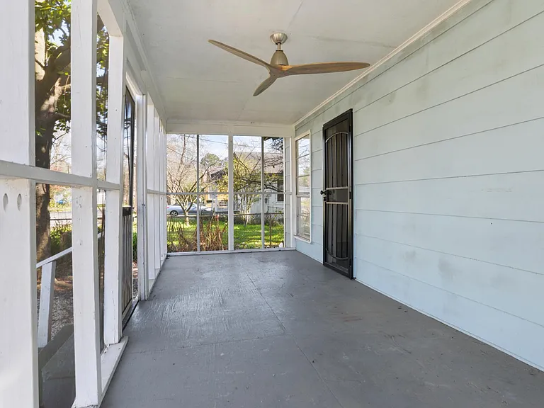 2402 Louisiana Ave — Photo 3