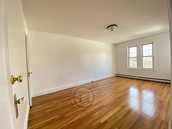 4th image of 3315 Campbell Dr Floor 2