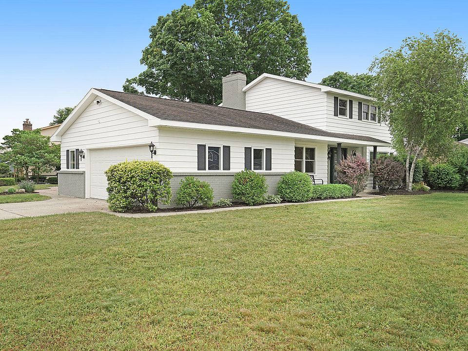 1st image of 3420 Yellowstone Dr SW