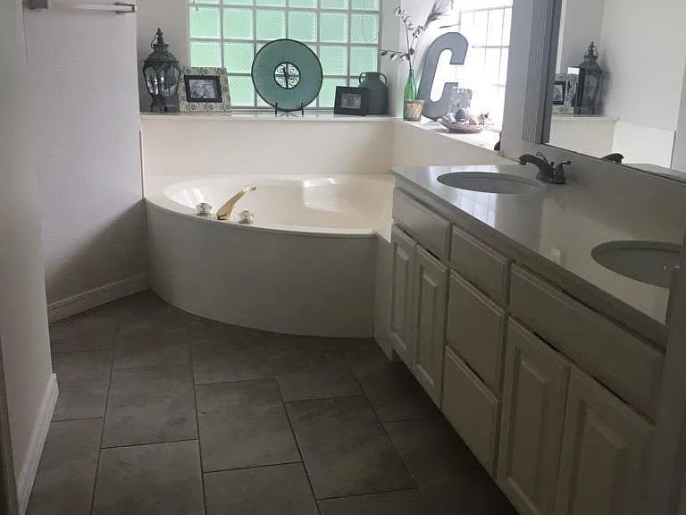 2030 N Hailey Dr — Photo 9