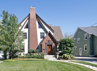 1339 Ridgewood Dr, Highland Park, IL