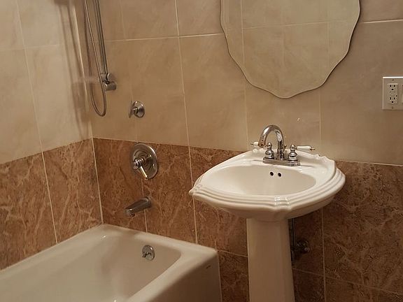 3rd image of 9931 66th Ave APT 4D