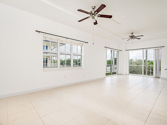 4th image of 3960 N Flagler Drive #306