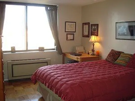 Rented by Douglas Elliman | media 21
