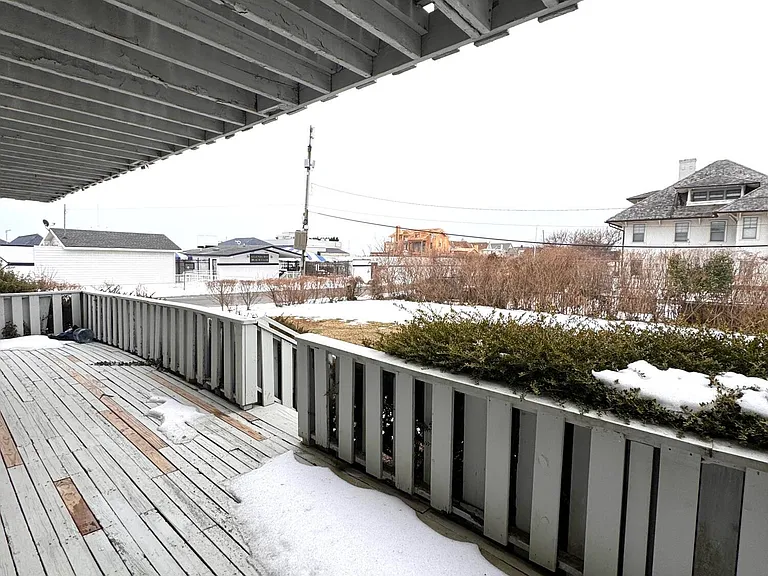 16 Corlies Ave — Photo 9