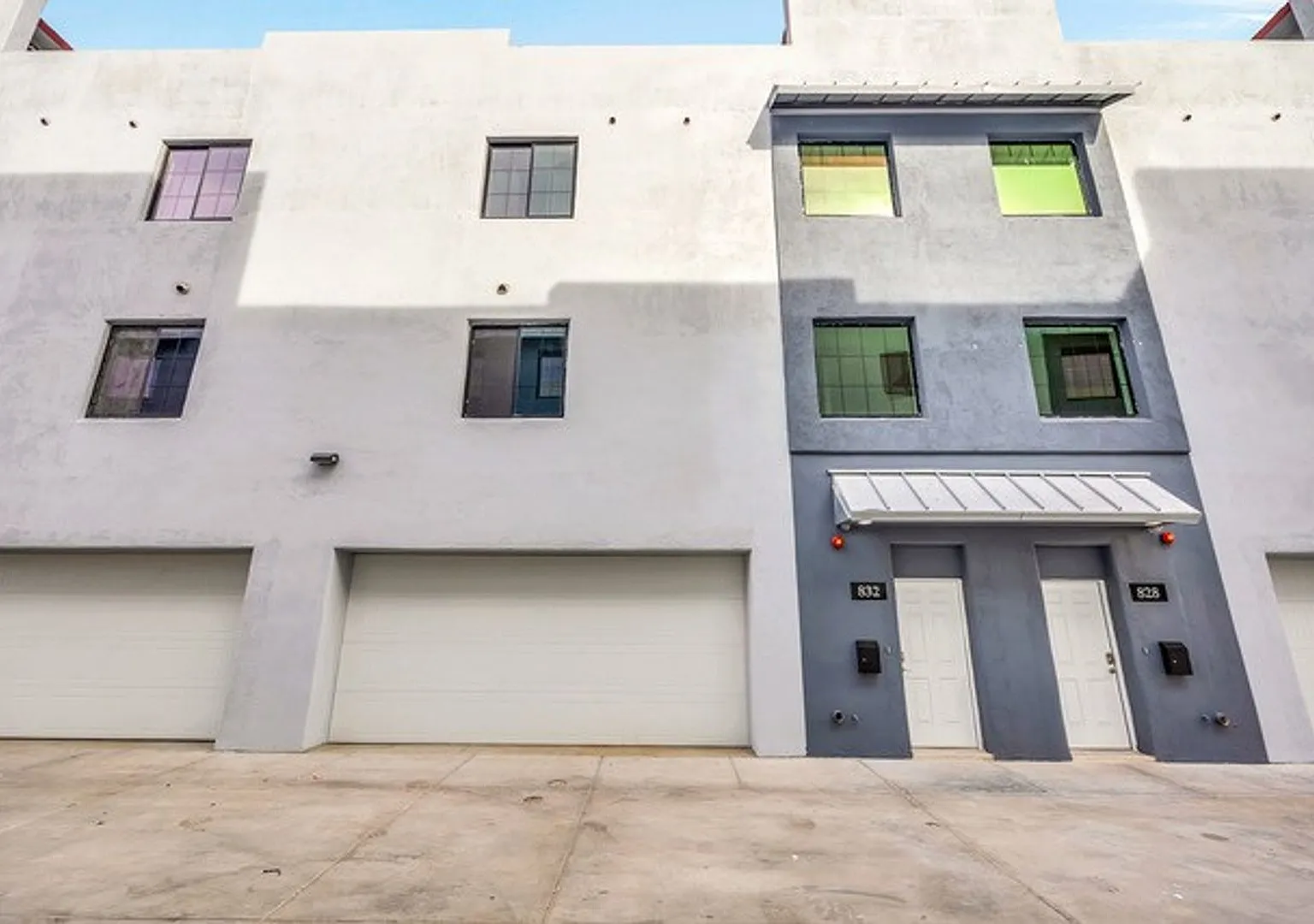 Luxury Townhouse by ASU — Photo 2