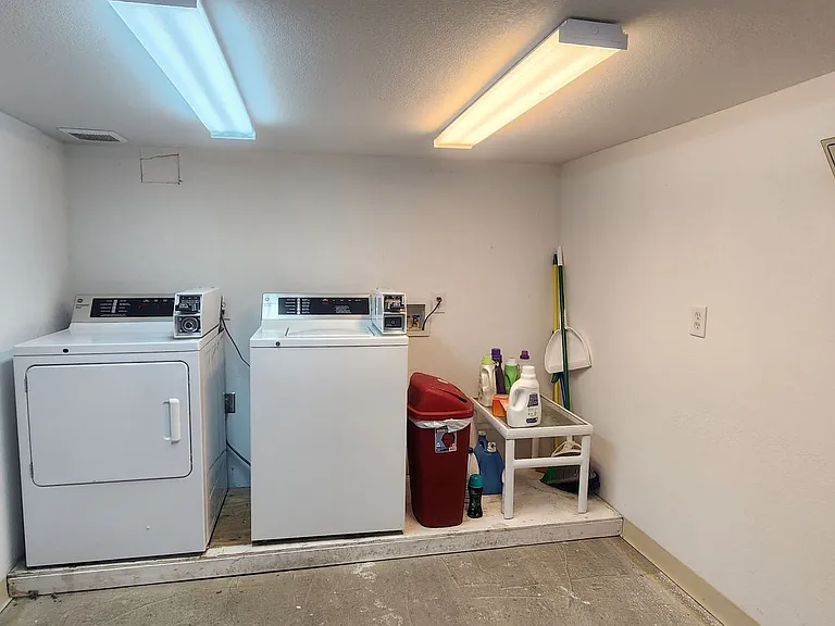 2024 West 2nd Ave! — Photo 17