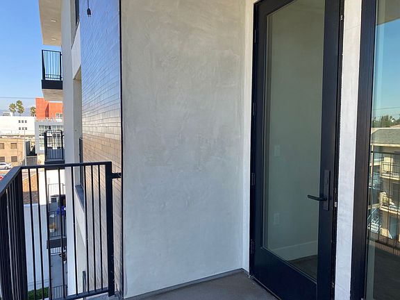 5th image of 5551 Bonner Ave #Z412