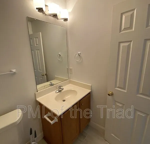 202 Kinnley Ct — Photo 19