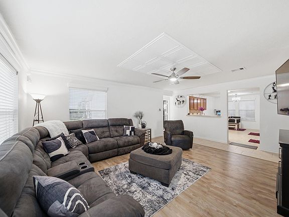 5th image of 6619 Romsley Ln