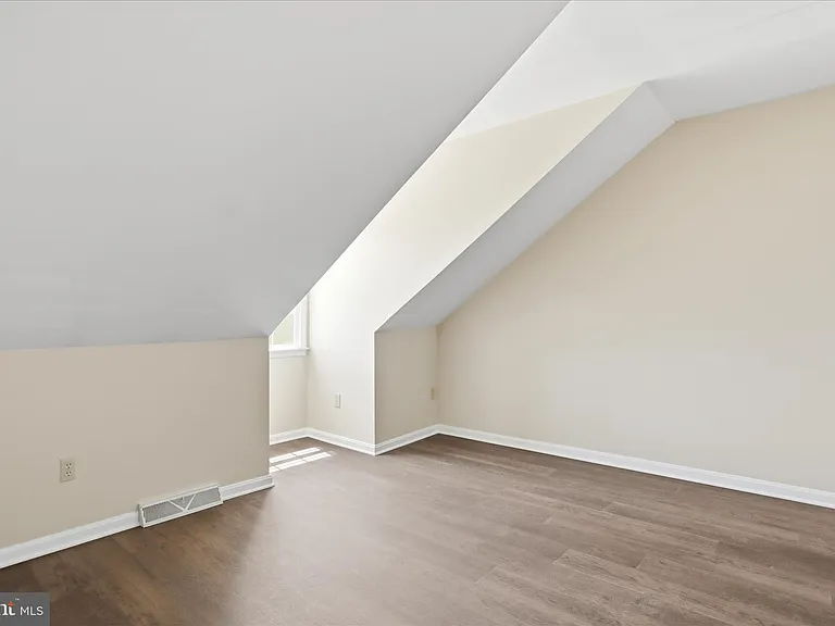 1008 Orchard Dr — Photo 16