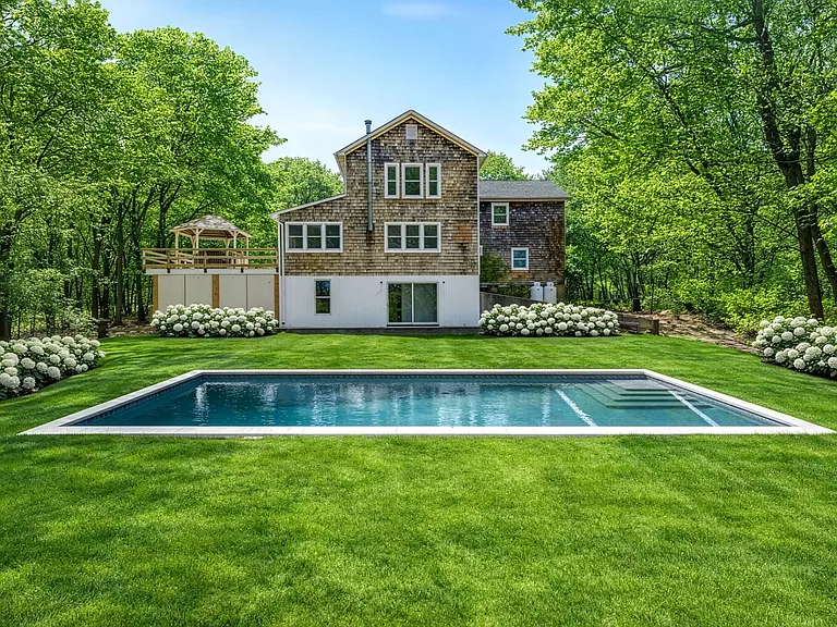 1286 Millstone Rd — Photo 1