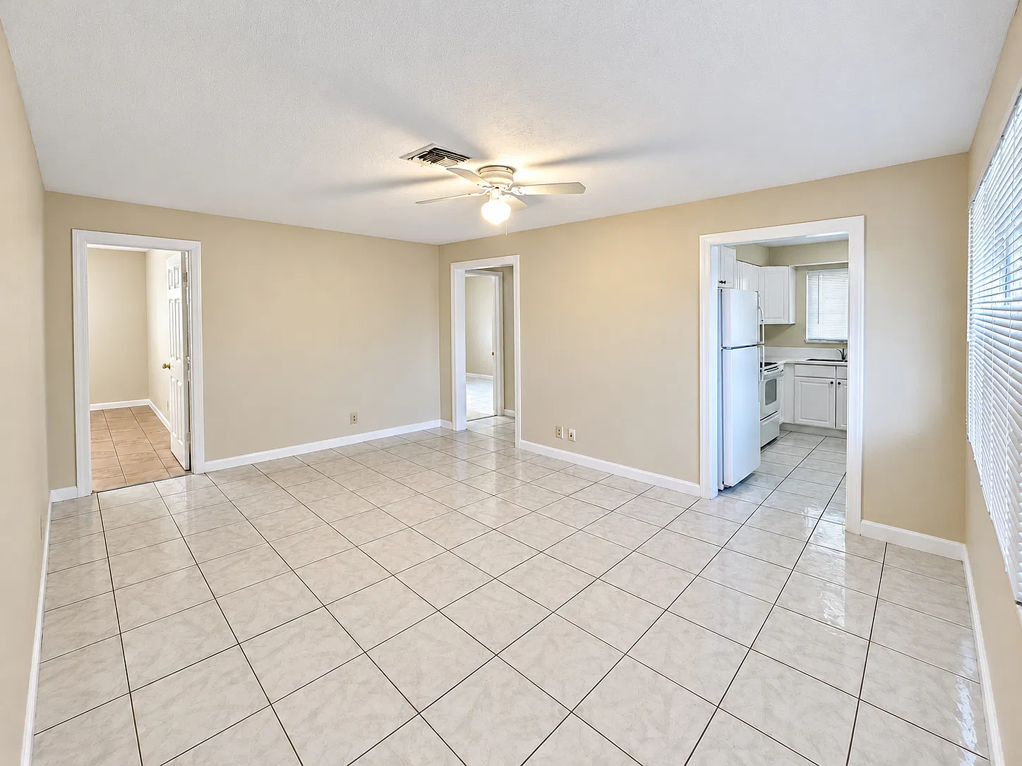 2 bed, 1596 sqft, $2,100 — Photo 4