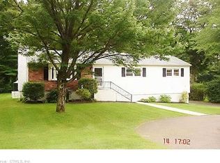 4 Rozum Cir, Prospect, CT 06712