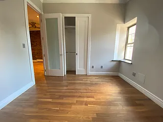 Rented by Nest Seekers International