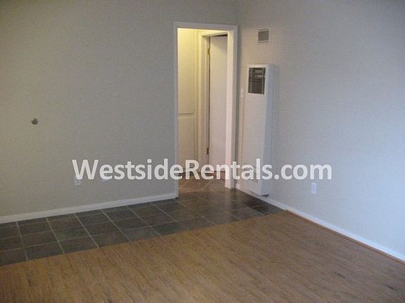 2nd image of 3163 N Park Way