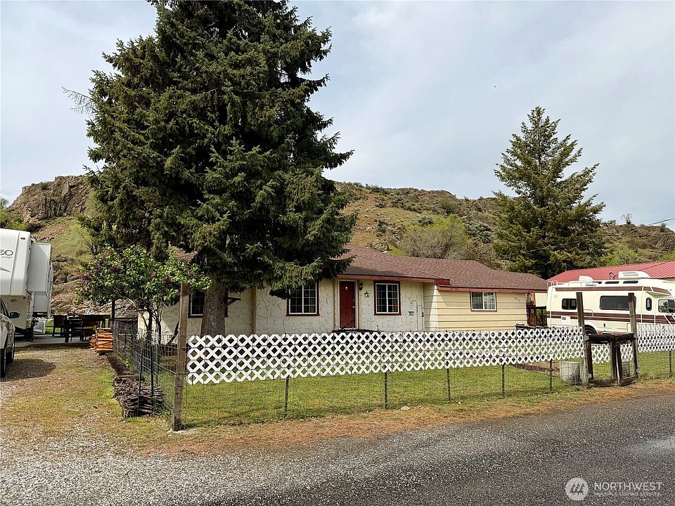 1st image of 58110 View Place NE