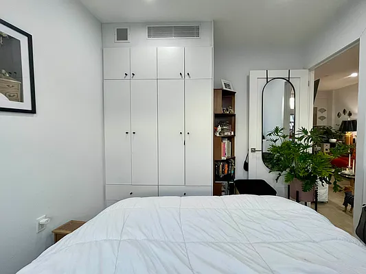 Rented by Oxford Property Group | media 23