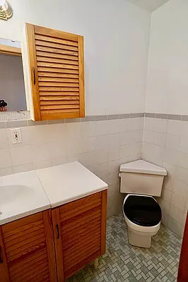 Rented by Limestone Realty Bklyn, LLC | media 9