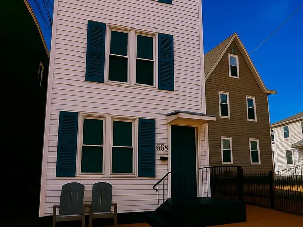 220 Dorrance St, Bristol, PA 19007