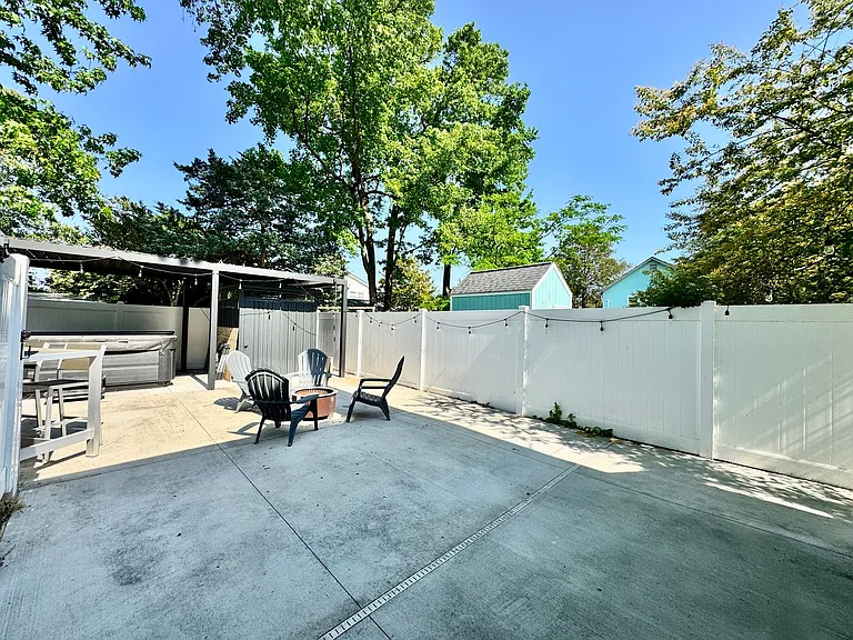 1509 Cypress Ave — Photo 24