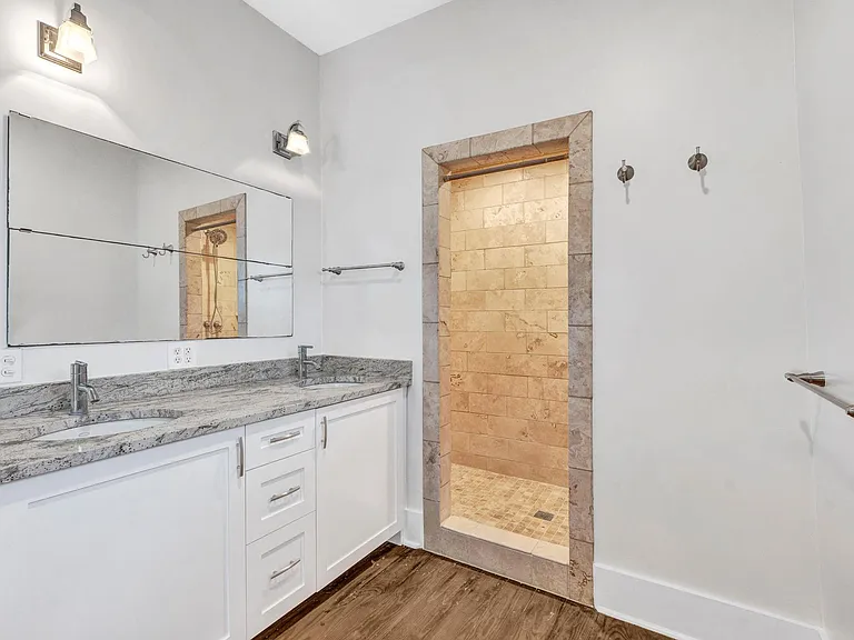 1911 Eva St — Photo 30