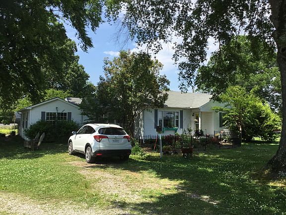 3rd image of 70 County Road 1030