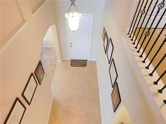 3rd image of 4122 Horseshoe Ln