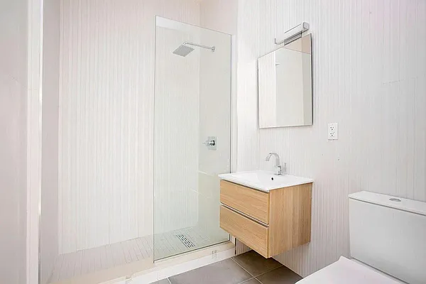 Rented by Keller Williams NYC | media 10