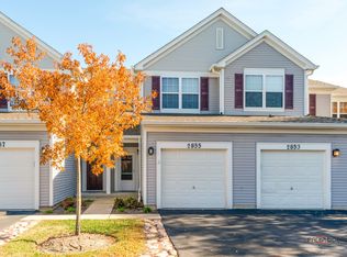 2855 Falling Waters Dr, Lindenhurst, IL 60046