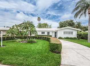 115 14th St, Belleair Beach, FL 33786
