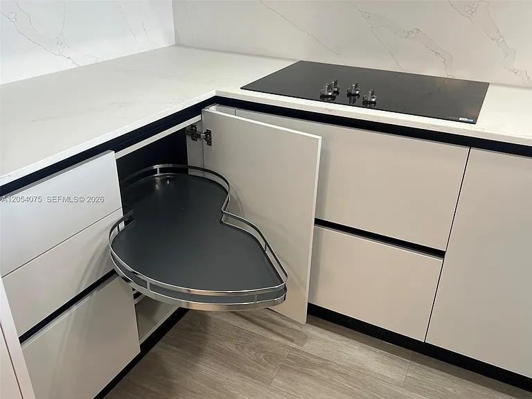 540 Brickell Key Dr #1022 — Photo 7
