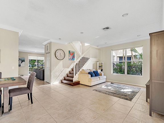4th image of 3544 Danbury Court