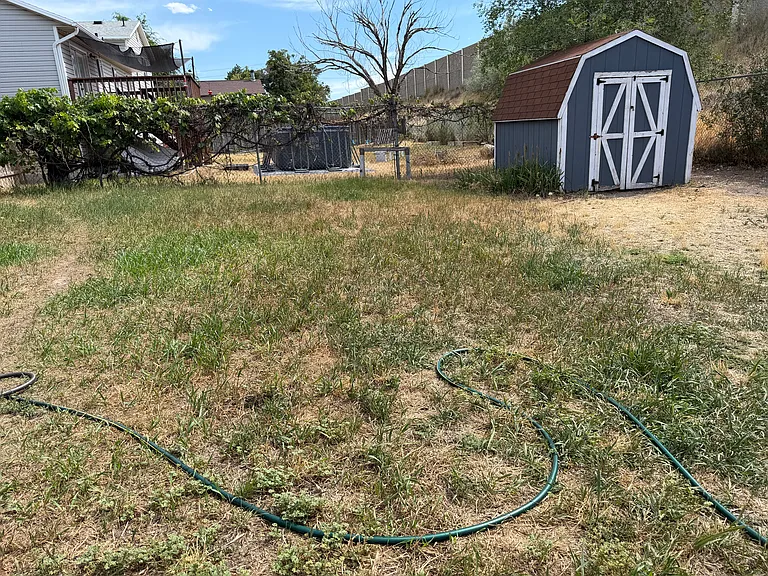 S Edgeware Ln — Photo 9