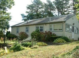 70 Scarlet Dr, Plymouth, MA 02360