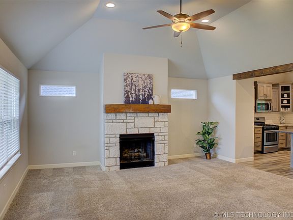 5th image of 4807 S McKinley Ave