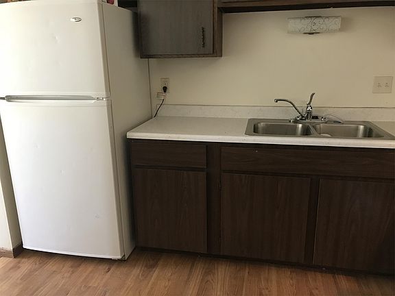 3rd image of 8801 Buckingham Dr APT 2